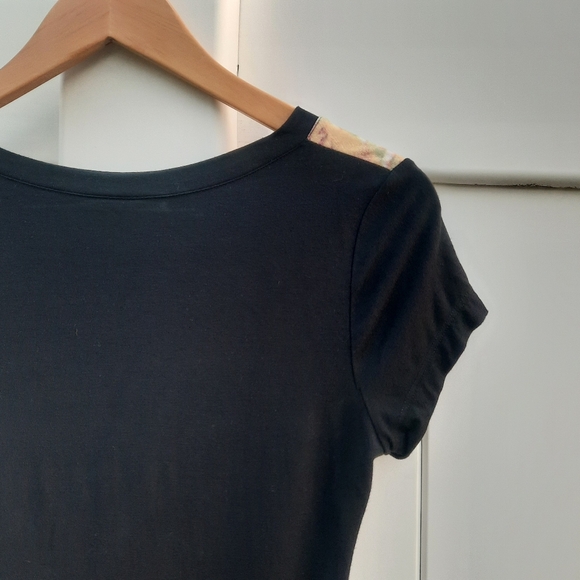 Vintage Y2K Royal Pug Graphic Tee | 6 Degrees | Size Medium - Picture 10 of 11